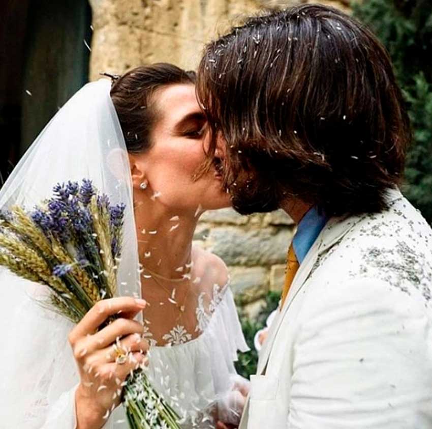 boda de Carlota Casiraghi ramos de novia de lavanda