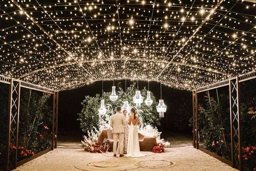 Iluminación decorativa para bodas. Editorial Benigalip. Sweet Event WP